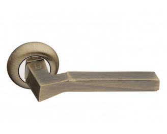 Ручка на розетке A-133 AB