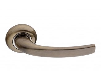 Ручка на розетке A-134 AB