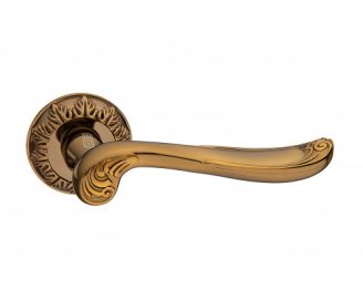 Ручка на розетке A-405 BCF