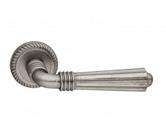 Ручка на розетке A-401 AS