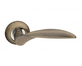 Ручка на розетке X 10 BB