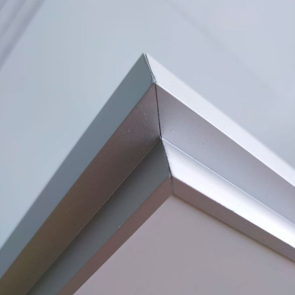 INVISIBLE Elen ALU Revers